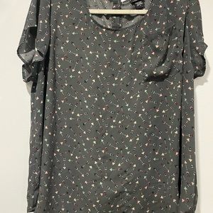 GUC Torrid Semisheer Top with Button Back Sz. 4